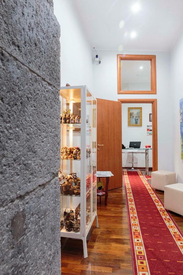 나폴리 Palazzo Carafa Della Spina 아파트 외부 사진